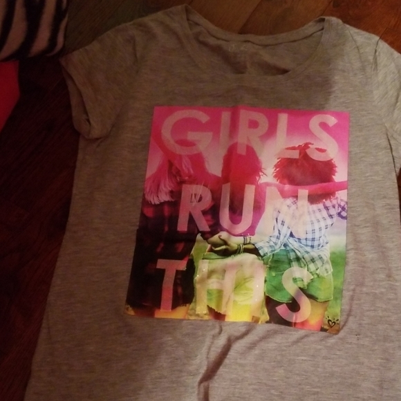Size 14 16 girls tee shirt - Picture 1 of 1